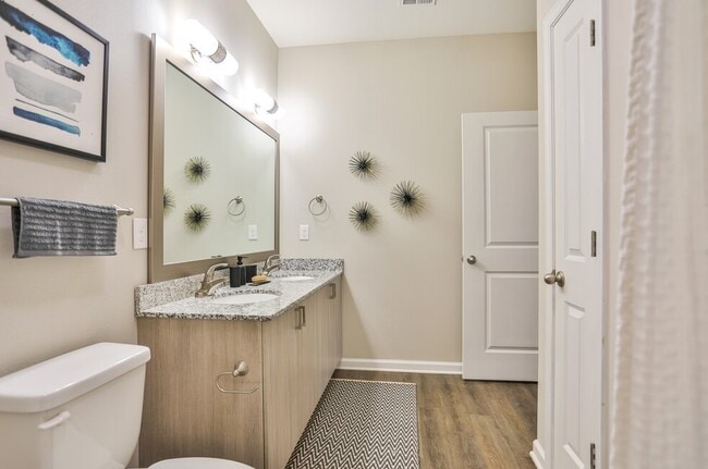 Legacy 521 Apartments
