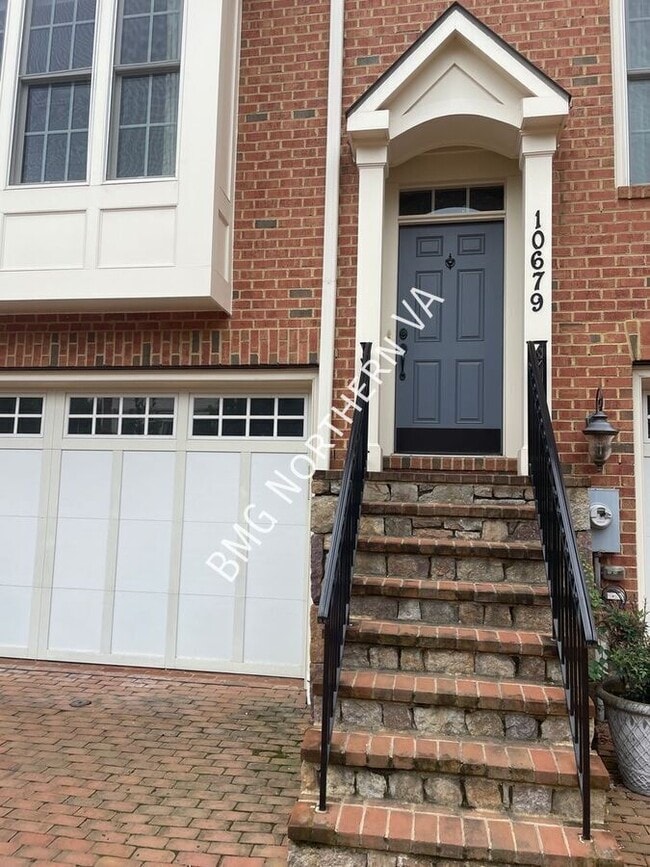 Photo - 10679 Yorktown Ct