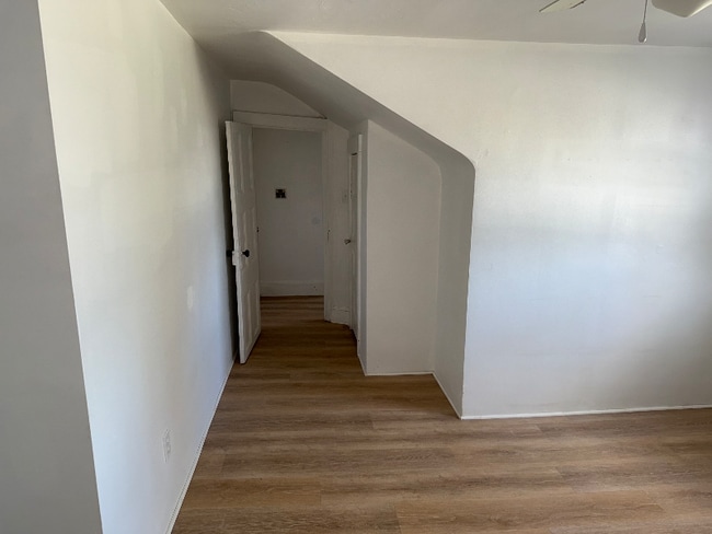 Photo - 564 S Main St Unit Apt 4