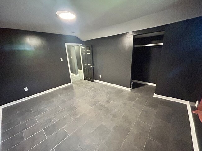 Photo - 1850 Davis Cir