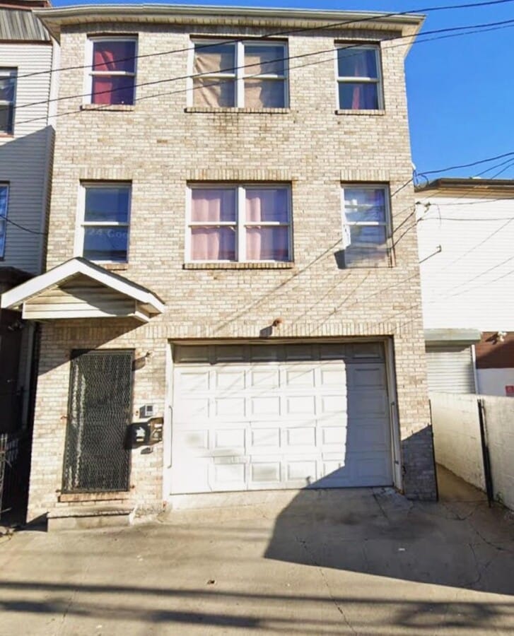 Photo - 158 Tonnelle Ave Unit 2