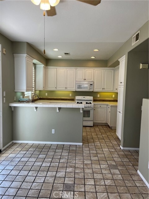 Photo - 7025 Angora St