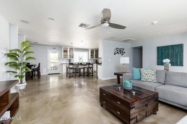 Photo - 5225 N 83rd Pl