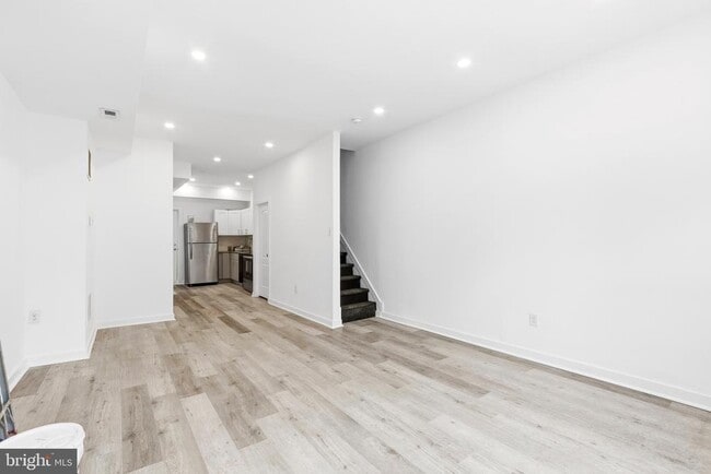 Photo - 2150 N Franklin St