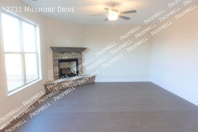 2731 Millhone Dr