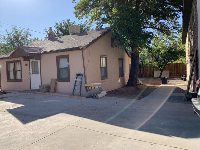 Photo - 49 Robertson Lane