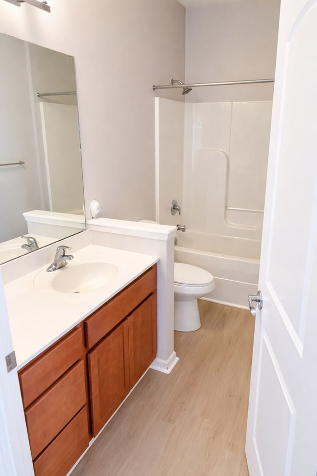 Photo - 6421 Brookfield Ct Dr Unit 105