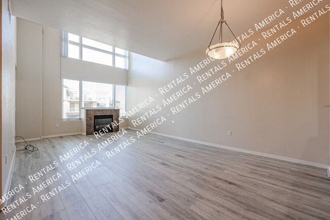Photo - 16 W Encanto Blvd Unit 605