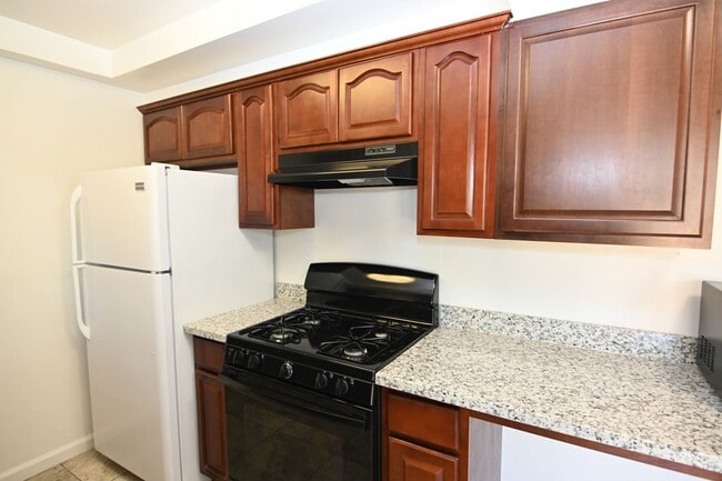 Photo - 460 Richfield Dr Unidad #2