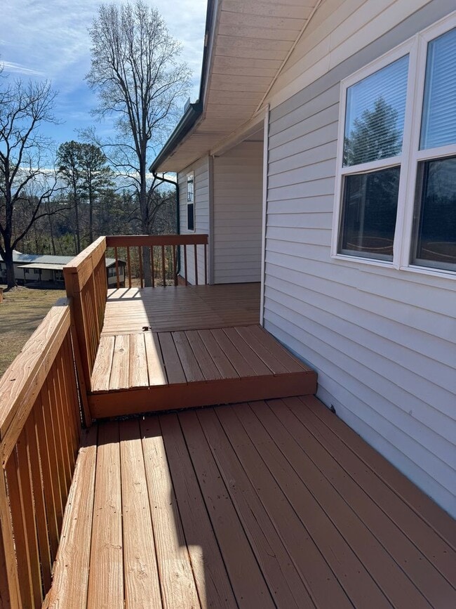 Photo - Spacious 4-Bedroom Rural Home on Private Acreage