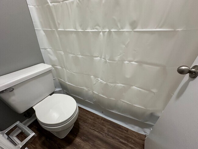 Photo - Upstairs unit off Apalachee Parkway! Apartamento Unidad D