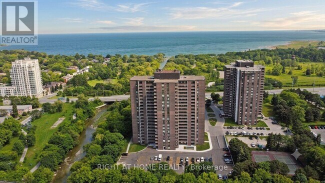 Photo - 1535 Lakeshore Rd E Unité 808
