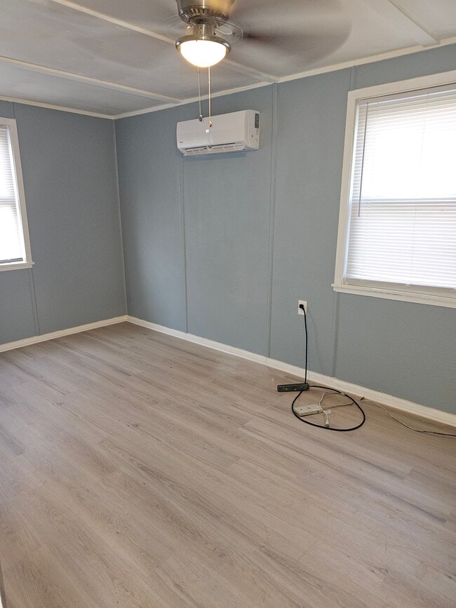 Photo - 505 S Magnolia St