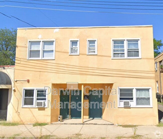 Building Photo - 5 E Main St Rental