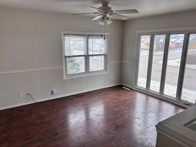 Photo - 224 E Heather Terrace