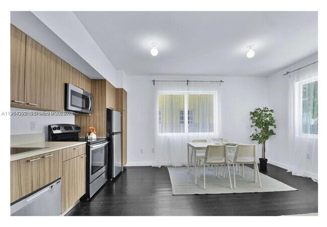 Photo - 557 Michigan Ave Unit 111