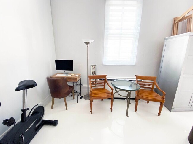 Photo - 150 BAY St Unit 722