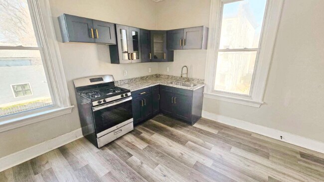 Building Photo - 1046 Banklick St Rental