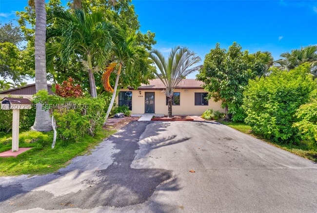 Photo - 11916 SW 123rd Pl