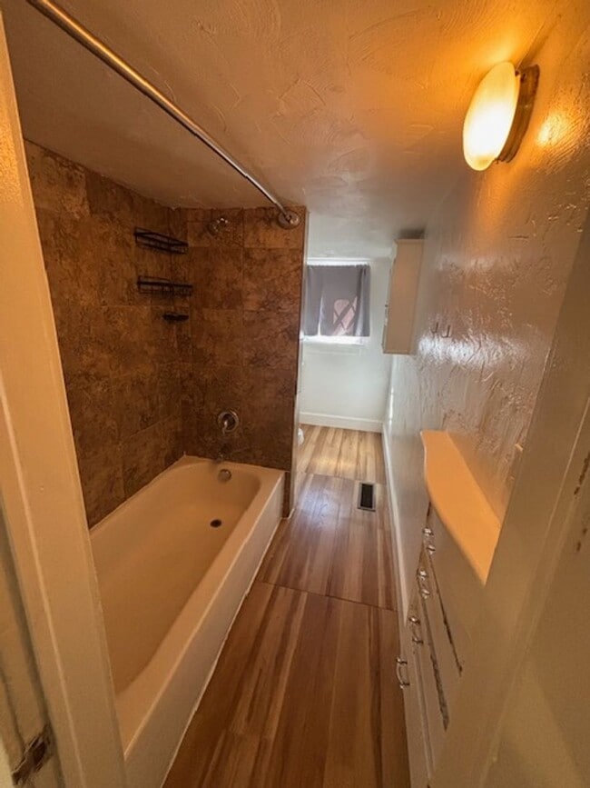 Photo - 164 Webb Duplex Unit Top Floor