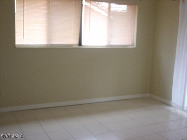 Photo - 110 Cypress Way E Unidad F5