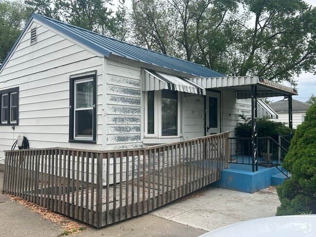 Building Photo - 242 Winona Dr Rental