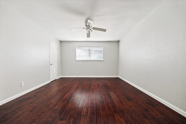 Photo - 3809 Wakeforest St Unidad True