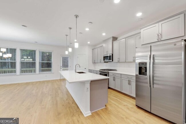 Photo - 1447 Halstead Pl