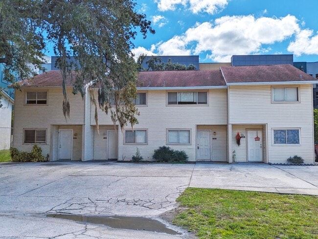 Building Photo - 12114 Napiers Cir Unit 12116