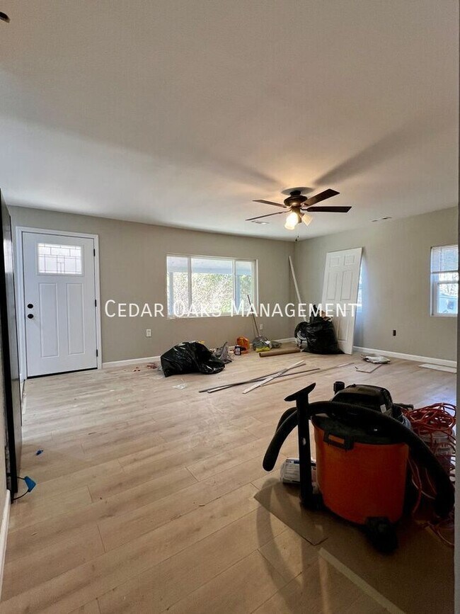 Photo - 4098 N Salem Rd