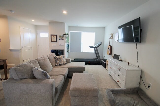 Photo - Townhome with a large fenced in yard for rent!