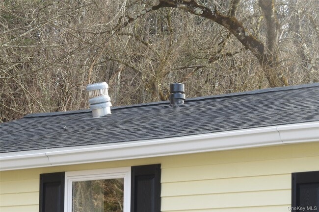 Photo - 723 Beekman Rd