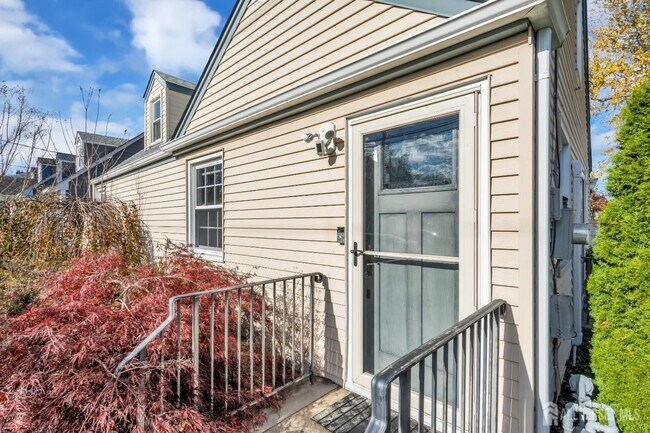 Photo - 20 Burnet St