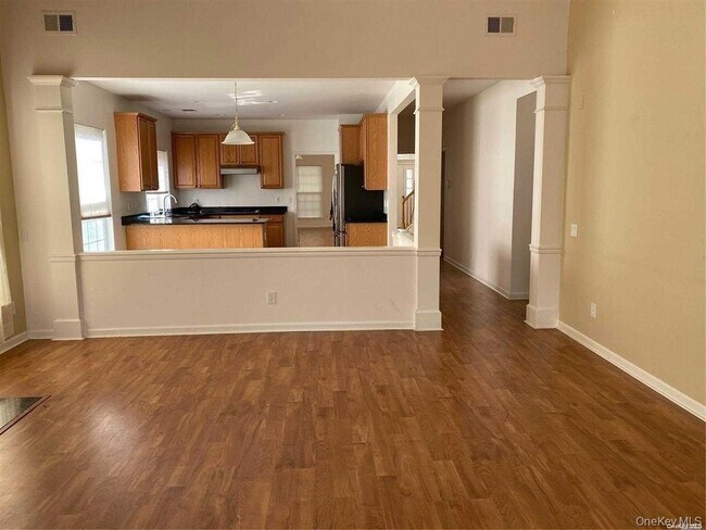 Photo - 87 Louden Loop