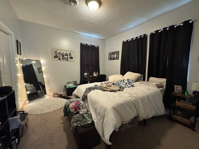 Photo - 3254 Berwyn Pl Apartment Unit 2