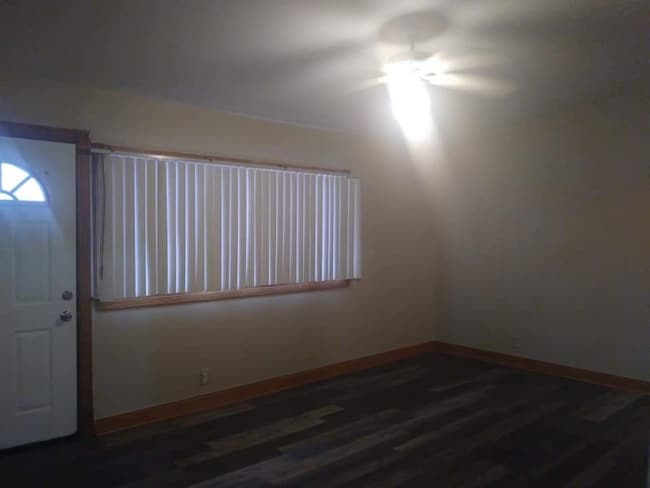 Photo - 2501 W Kilbourn Ave