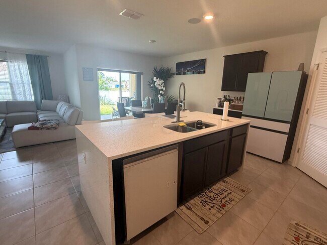 Photo - 1405 Pace Dr NW