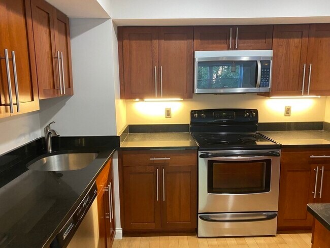 Photo - 1600 Beacon St Condo