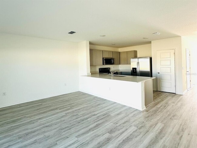 Photo - 1335 Tallowwood Ln