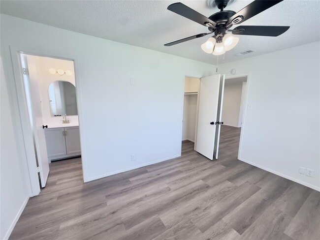 Photo - 2305 Whitlow Cove