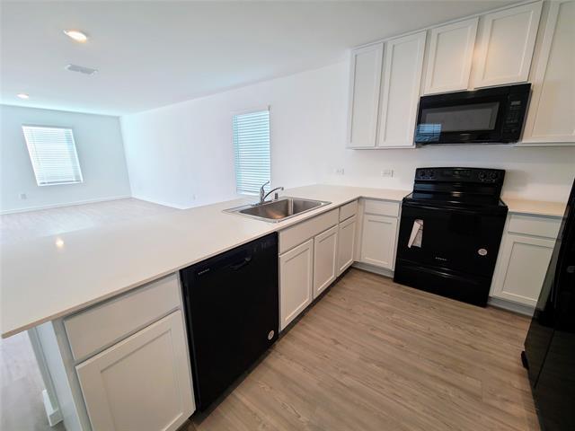 Photo - 919 Blue Heron Dr