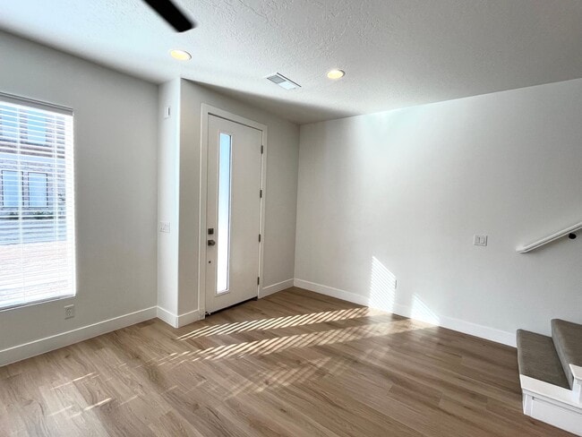 Photo - Townhome in Woodland Estates - Pool Access