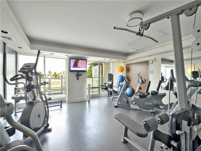 Building Photo - 1 Bedroom 1 Bath: Austin Condo