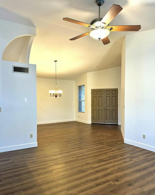 Photo - 313 W Monte Cristo Ave