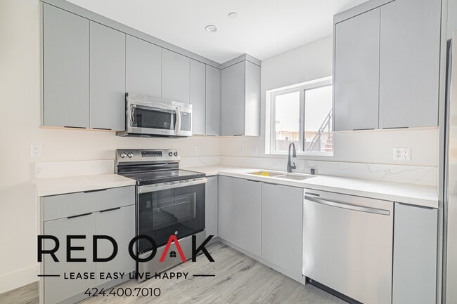 Photo - 11512 Oxford Ave Unidad F