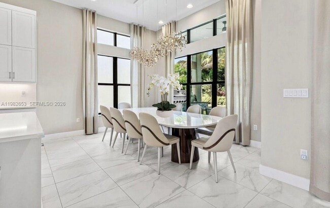 Photo - 8533 Ganton Dr