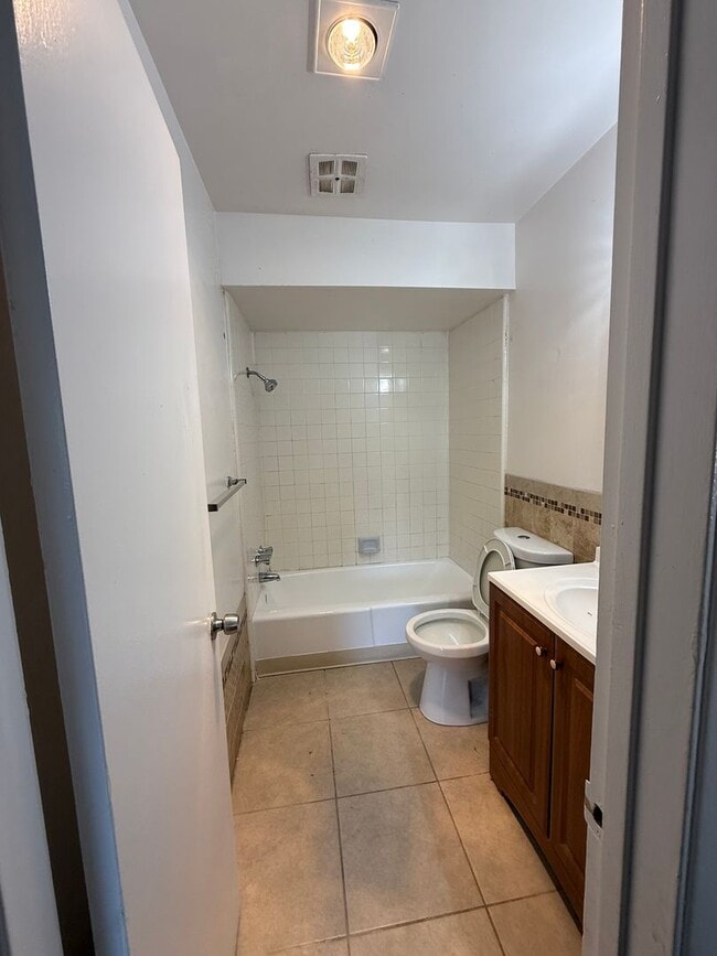 Photo - 811-811 Taylor St Unit 801 Taylor Street #12