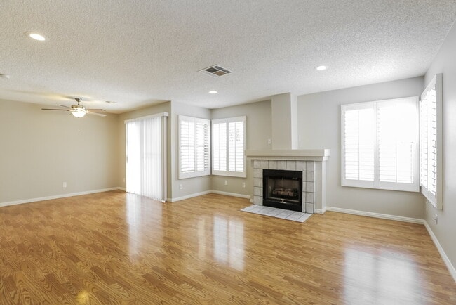 Photo - 4136 N Glenfield Cir