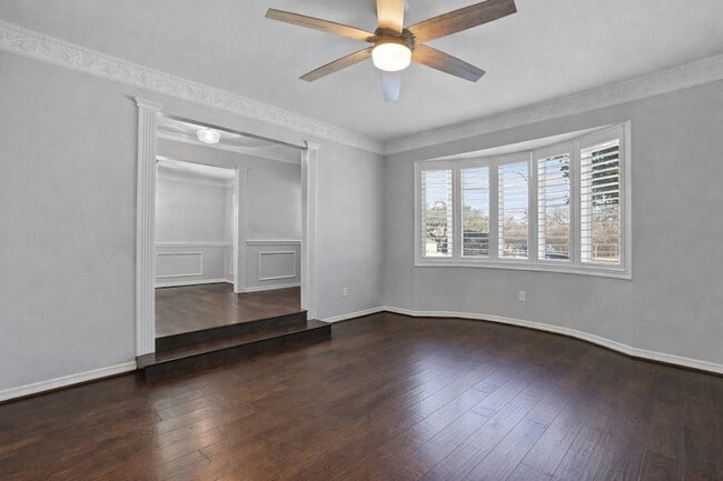 Photo - 4301 Bellaire Dr S