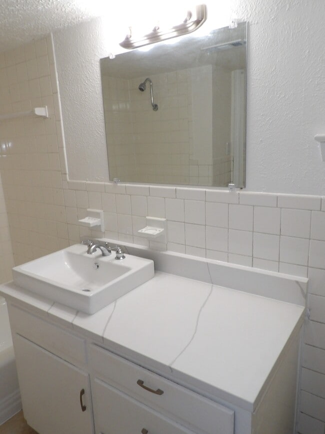 Photo - 4319 Buena Vista St Unit 4